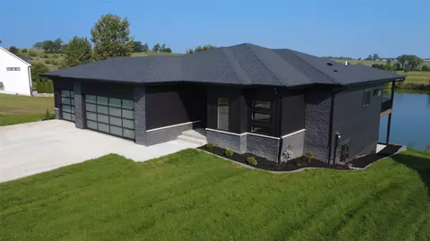 331 Chestnut St, De Soto, IA 50069