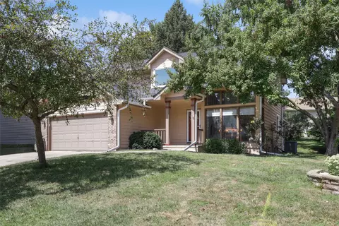 305 31st St, West Des Moines, IA 50265