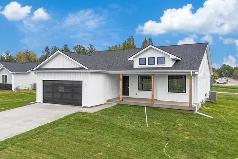 401 Farmer Dr, Conrad, IA 50621