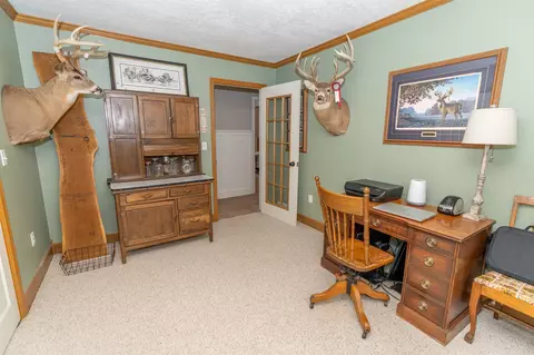 2283 Pioneer Ave, Winterset, IA 50273