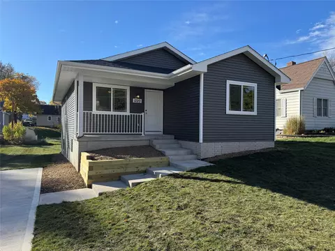1220 Creston Ave, Des Moines, IA 50315