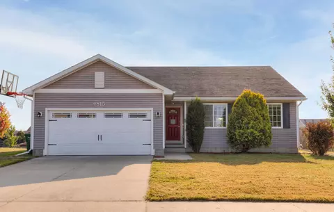 4815 NE Trilein Dr, Ankeny, IA 50021