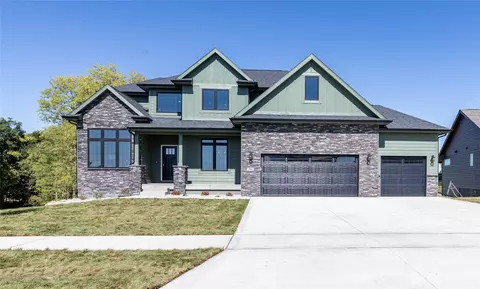 501 NE Madison Ave, Elkhart, IA 50073