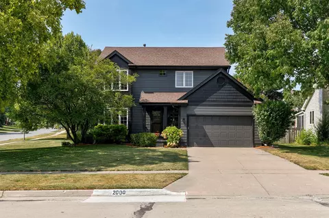 2000 NW 144th St, Clive, IA 50325