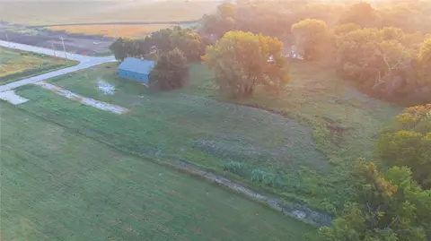 11094 NW Rowe Dr, Granger, IA 50109
