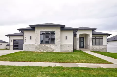 4085 Westgate Pkwy, Clive, IA 50325