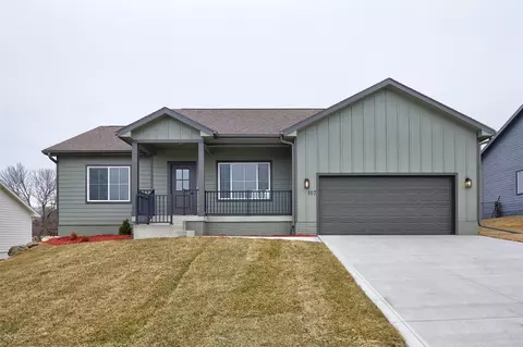 107 Golf View Dr, Osceola, IA 50213
