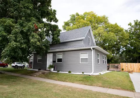 505 First South St, Knoxville, IA 50138