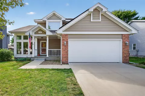 4904 83rd St, Urbandale, IA 50322