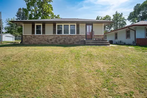 243 Hart Ave, Des Moines, IA 50315