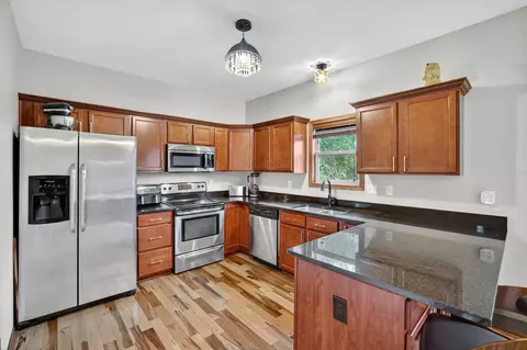 5927 SE 31st St, Des Moines, IA 50320