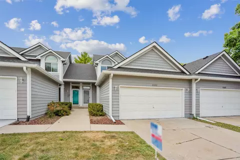 4480 87th St, Urbandale, IA 50322