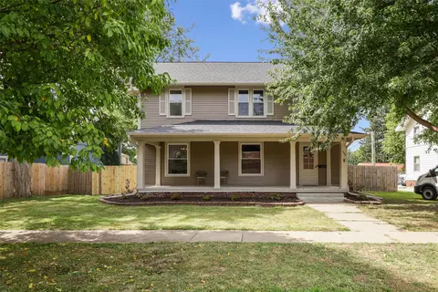 303 N B St, Indianola, IA 50125