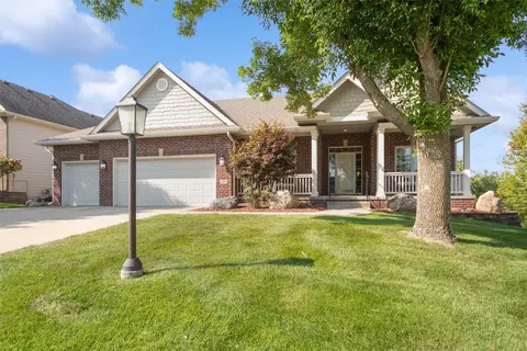 3606 154th St, Urbandale, IA 50323