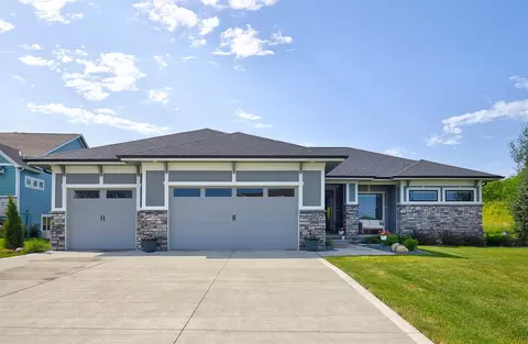 1924 Redbud St, Norwalk, IA 50211