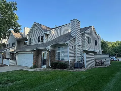2247 Grand Ave #12, West Des Moines, IA 50265