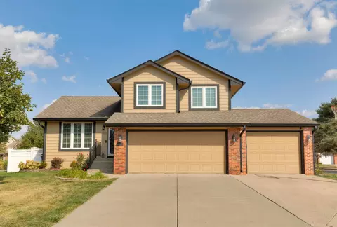 1501 NW North Creek Dr, Ankeny, IA 50023