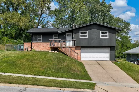 2509 Glennor Rd, Des Moines, IA 50310