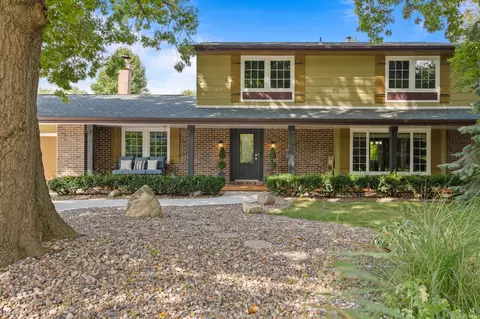 4038 Beaver Ave, Des Moines, IA 50310
