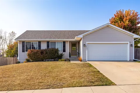 14603 Westbrook Dr, Urbandale, IA 50323
