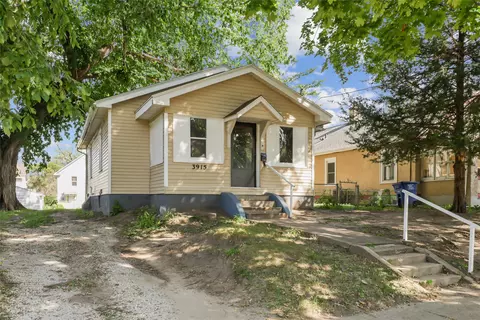 3915 3rd St, Des Moines, IA 50313