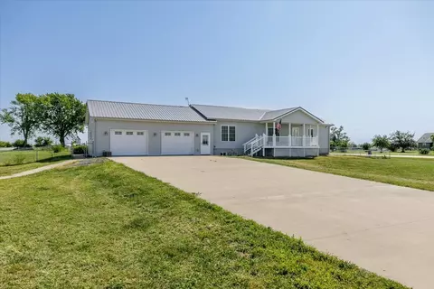 11051 111th Ave, Ottumwa, IA 52501