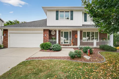 4001 Patricia Dr, Urbandale, IA 50322