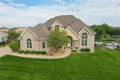 1319 NE 31st St, Ankeny, IA 50021