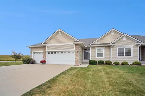 5920 SE 34th St, Des Moines, IA 50320