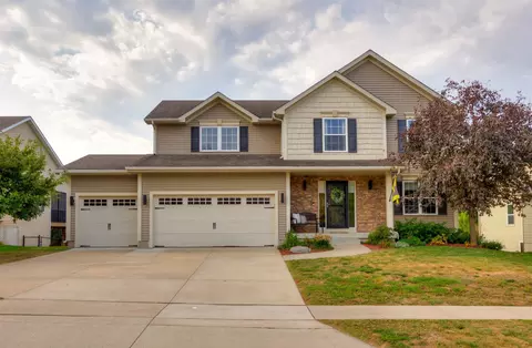 14616 Hickory Dr, Urbandale, IA 50323
