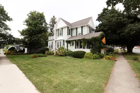 216 E Second St, Madrid, IA 50156