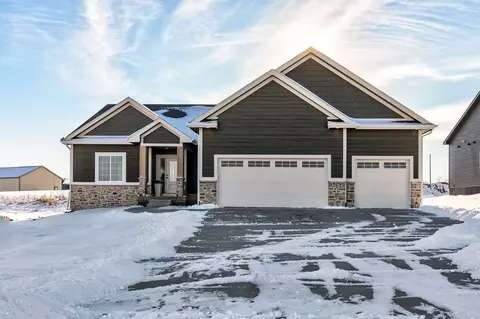 3805 SE 30th St, Ankeny, IA 50021