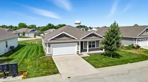 2816 SW Plaza Ln, Ankeny, IA 50023