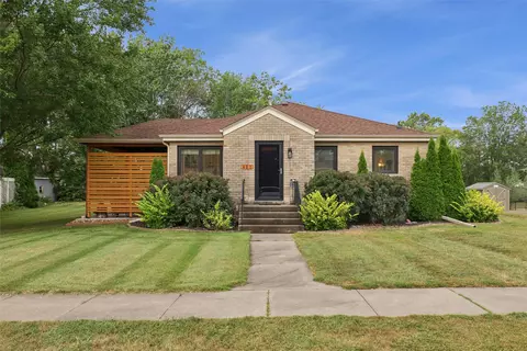 401 S Columbus St, Pleasantville, IA 50225