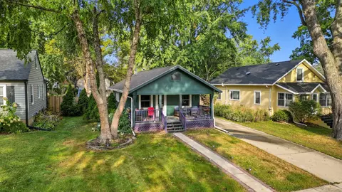 2510 35th St, Des Moines, IA 50310