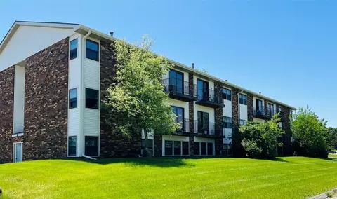 2121 Greene St, Adel, IA 50003