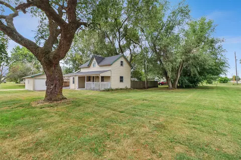 200 High St SW, Mitchellville, IA 50169