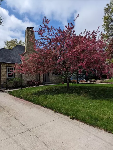 4050 Ovid Ave, Des Moines, IA 50310