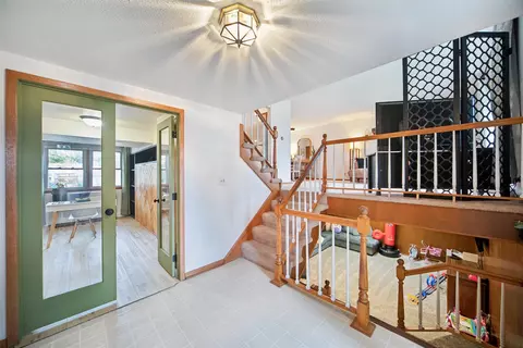 322 SE 10th St, Ankeny, IA 50021