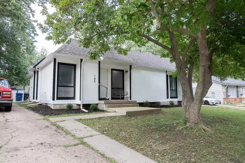 102104 Emma Ave, Des Moines, IA 50315