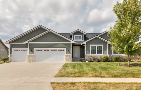 2318 6th Ave SW, Altoona, IA 50009
