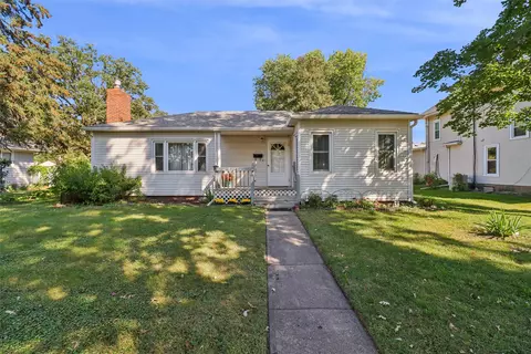 704 Rapids St, Adel, IA 50003