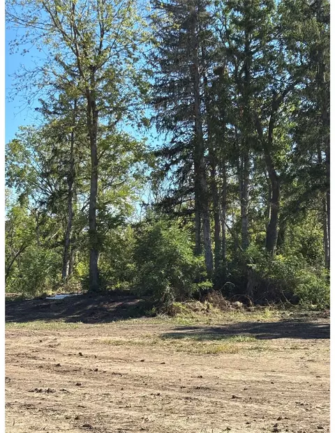 19 NW Creekside St, Johnston, IA 50131