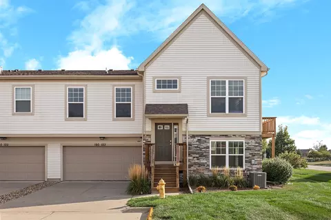 160 80th St #103, West Des Moines, IA 50266
