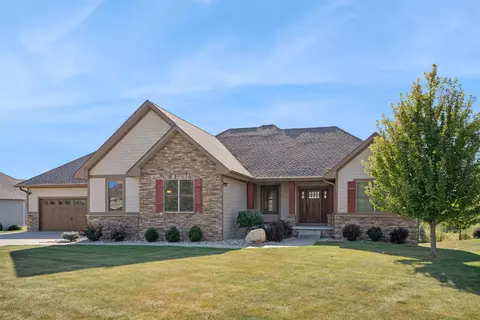 5006 NE Jan Rose Pkwy, Ankeny, IA 50021