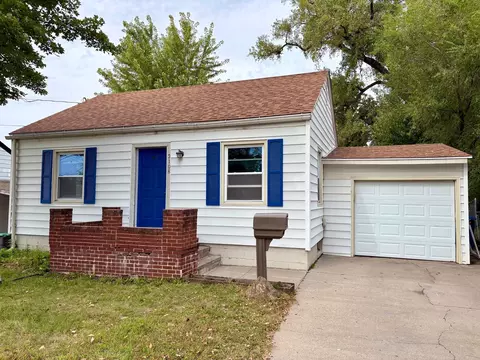 3108 Kinsey Ave, Des Moines, IA 50317