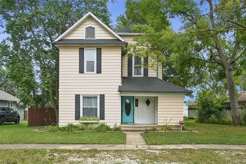 1803 Walnut St, Granger, IA 50109