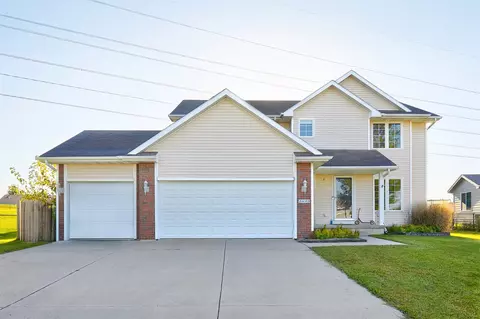 1643 Rutherford Ct SW, Altoona, IA 50009