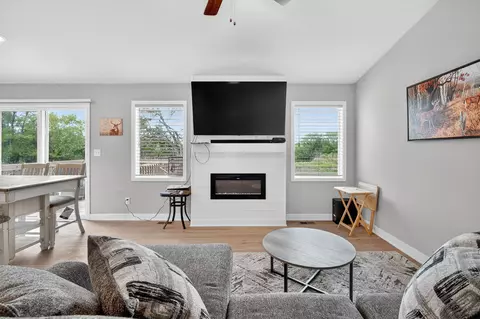 113 S Walnut Dr, Norwalk, IA 50211