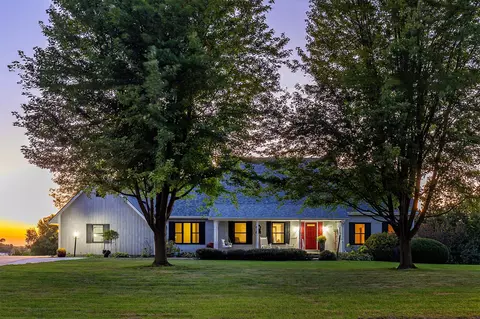 2125 W 15th St S, Newton, IA 50208